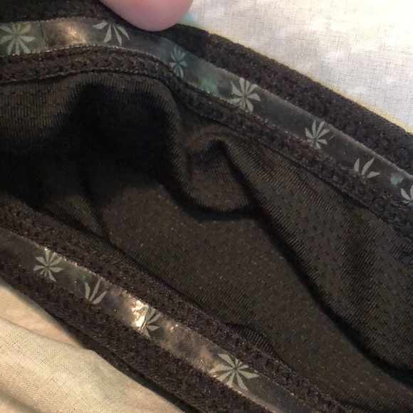 ATHLETA Size 8 Skort Black Gray Dashed Lines Graphic Abstract StayPut Leg TENNIS - Picture 6 of 14